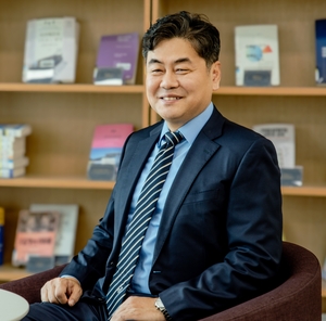 인천대 신임 총장에 이인재 교수…2029년까지 4년 임기