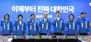 민주, 연일 김문수 때리기… 이번엔 ‘사이비 유착’ 의혹