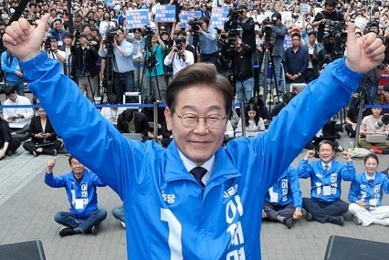 이재명 재판 대선 이후로 연기… “적절” 47% “부적절” 48%