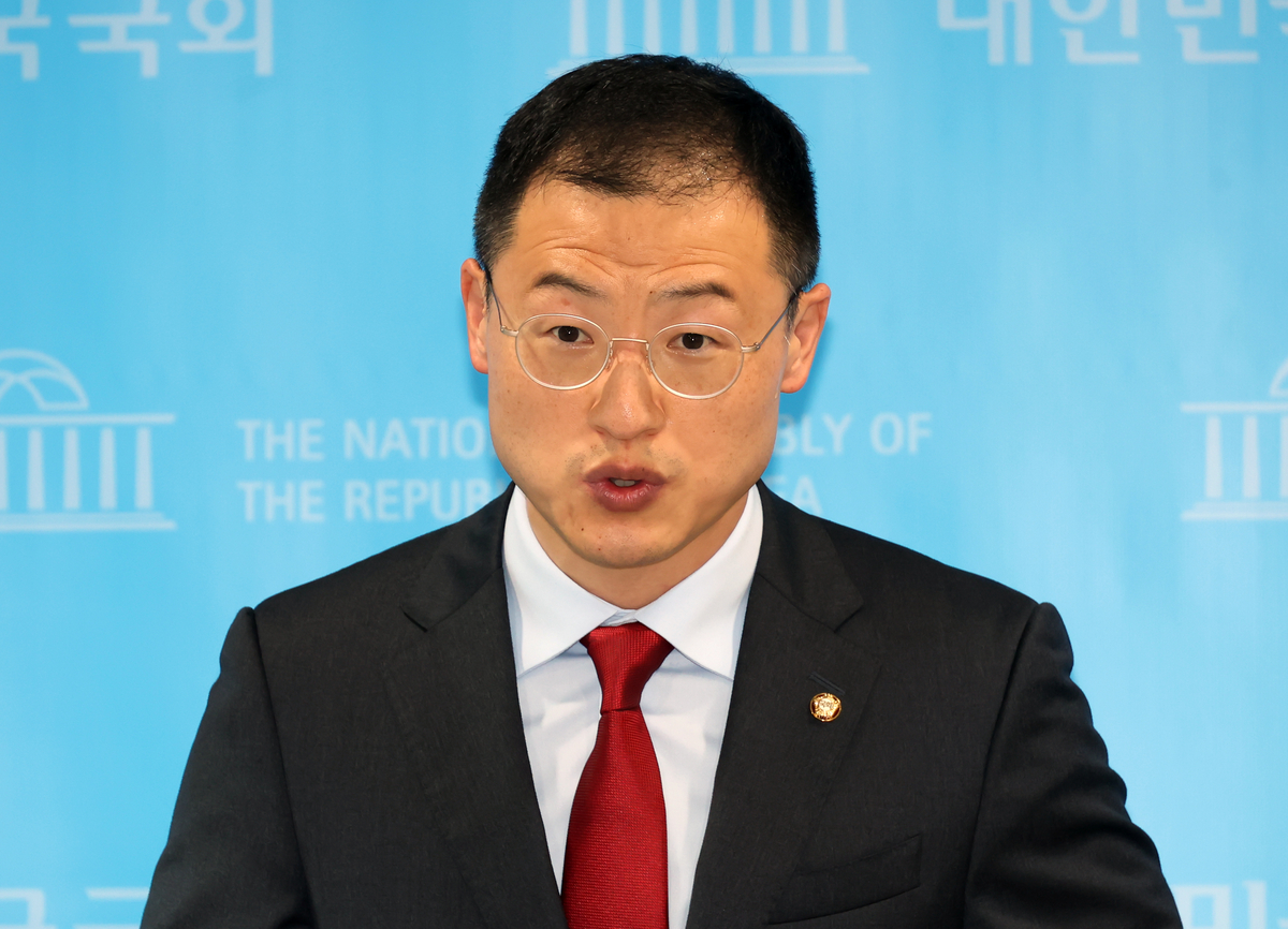 ‘국힘 탈당’ 김상욱, 이재명 지지선언…“가장 보수다운 후보”