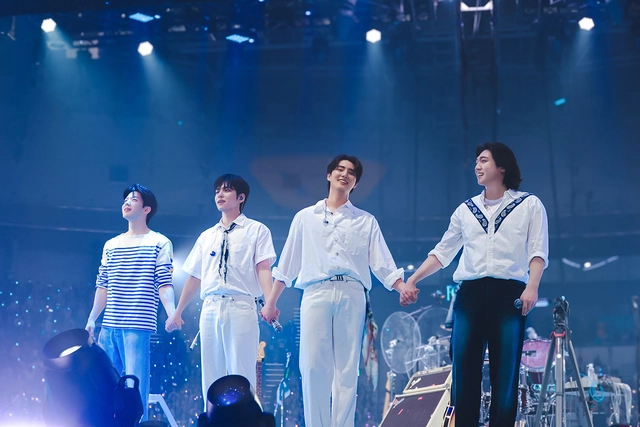 데이식스. 왼쪽부터 도운, 원필, 영케이, 성진. JYP엔터테인먼트 제공