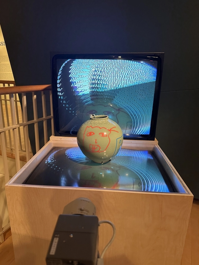 백남준 작품 ‘Ceramic Vessel’. 피보디에식스박물관 제공