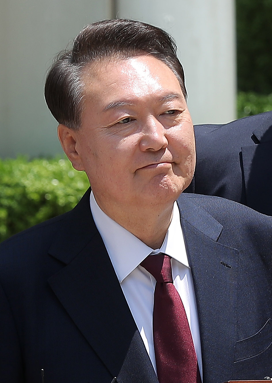 탈당 尹, 두번째 포토라인…입장 밝힐까