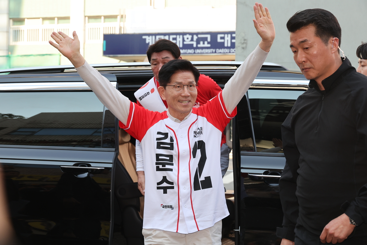 조경태 “김문수, 민심 이해 못하는 듯…한동훈 내건 조건, 왜 수용 안 하나”