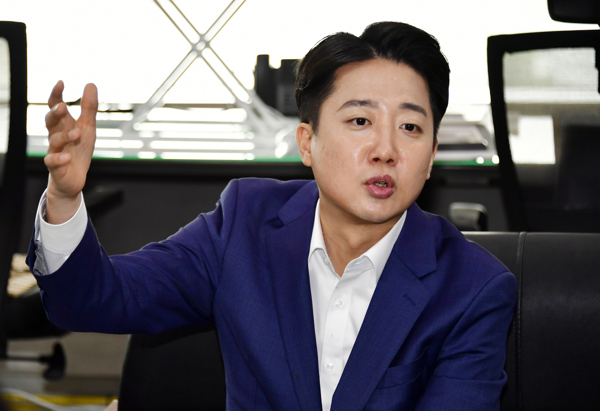 이준석, 계속되는 단일화 제안에 “전화 수신 차단”