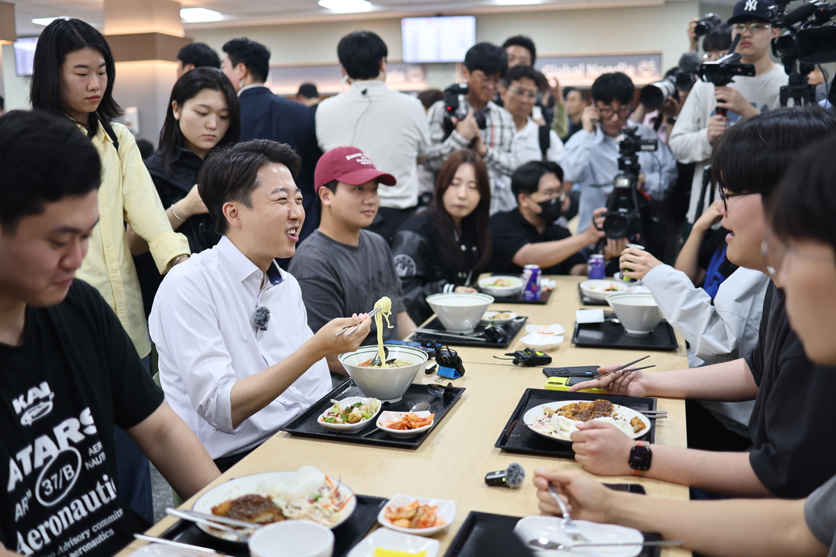 이준석, 단일화 선긋지만… 이재명 비판엔 ‘김문수와 연대’