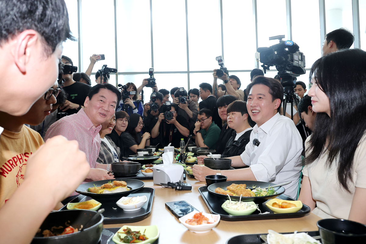 안철수 “이준석, 국정책임 요직 맡아야” 재차 단일화 호소