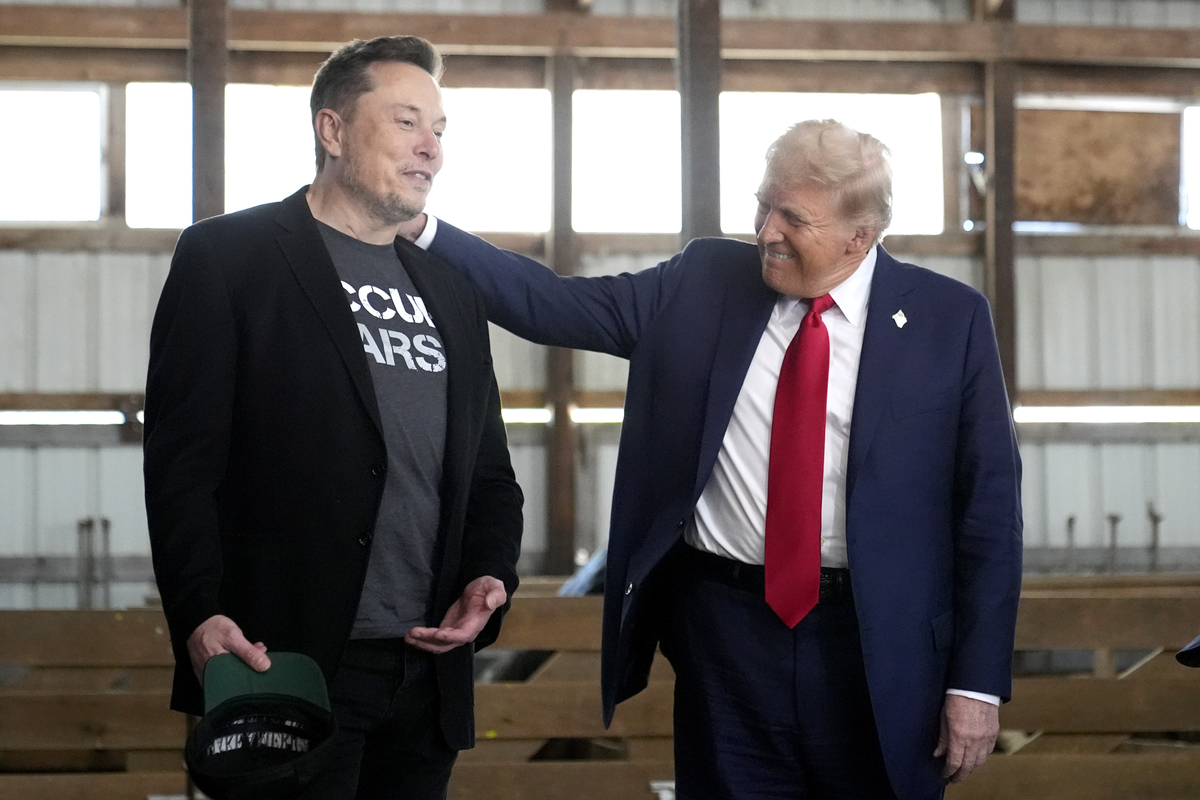 ムスク「エプスタインファイルのトランプ名」vs.トランプ「マスクの精神」