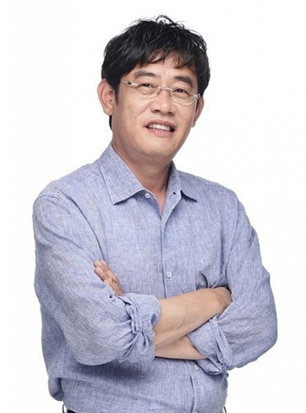 Lee Kyung-kyu Clarifies Incident South Korean comedian Lee Kyung-kyu addressing drug test misunderstanding in Seoul