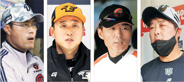 왼쪽부터 조성환, 최원호, 이종운, 김태균.