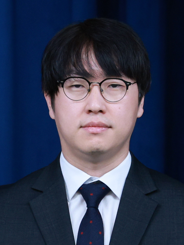 대한민국 ‘100조짜리’ AI 전략, 77년생 네이버 출신이 맡는다
