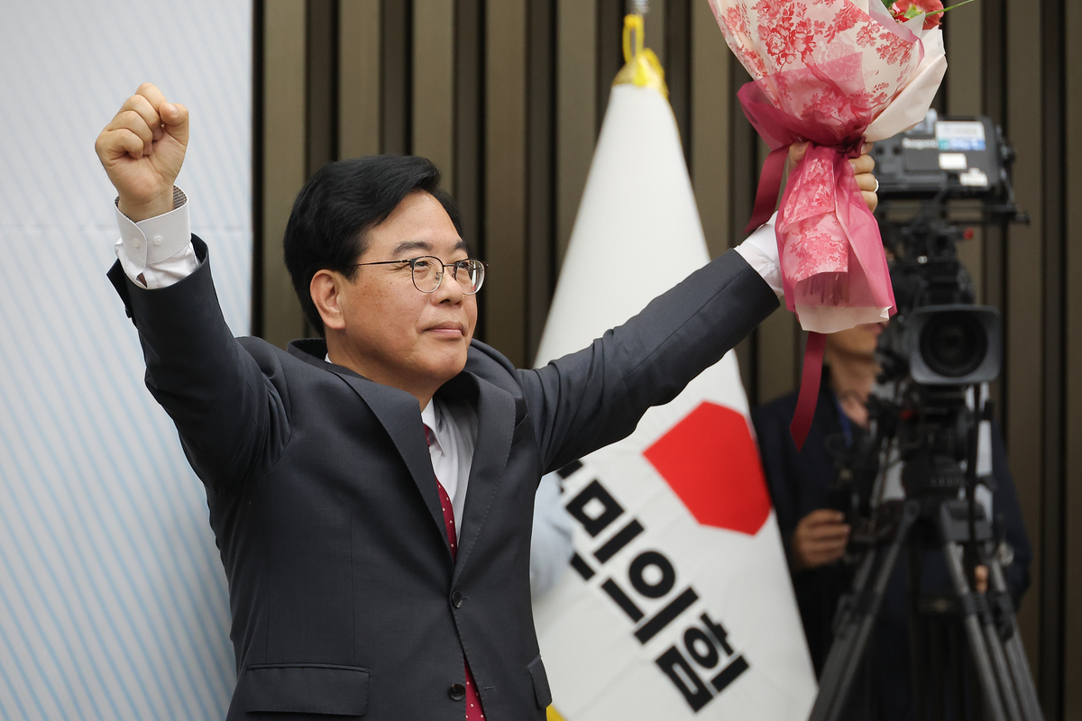 국힘 새 원내대표에 ‘범친윤’ 3선 송언석 “변화, 쇄신 취지 공감”