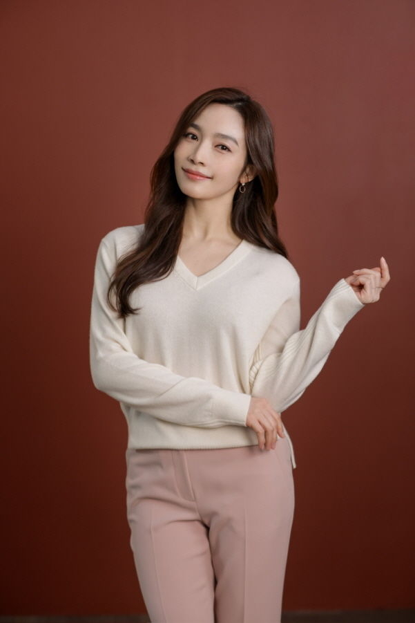 또 한번 알을 깨고 나온 이민영…‘퍼스트레이디’로 연기 복귀