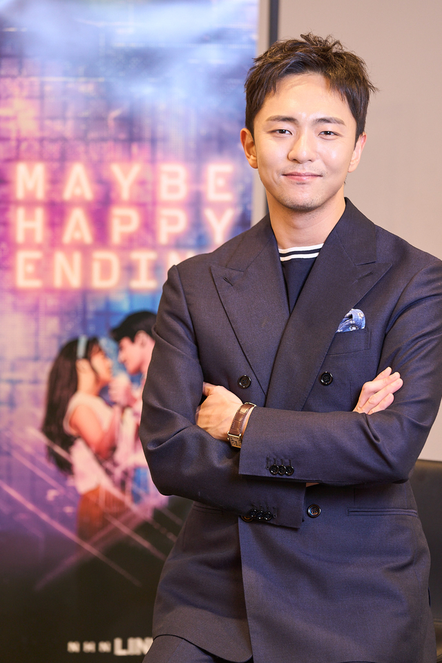 뮤지컬 ‘어쩌면 해피엔딩’의 박천휴 작가. NHN링크 제공
