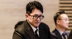 ‘하이브 위기?’ 금융당국, ‘사기적 부정거래’ 방시혁 의장 고발 방침