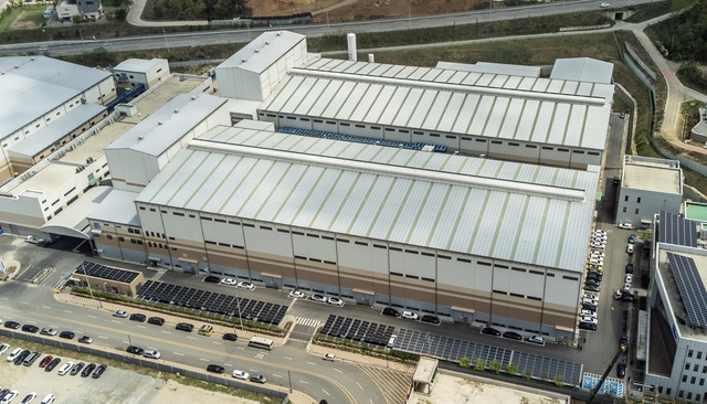 포스코퓨처엠의 세종 음극재 공장 전경. 포스코퓨처엠 제공.