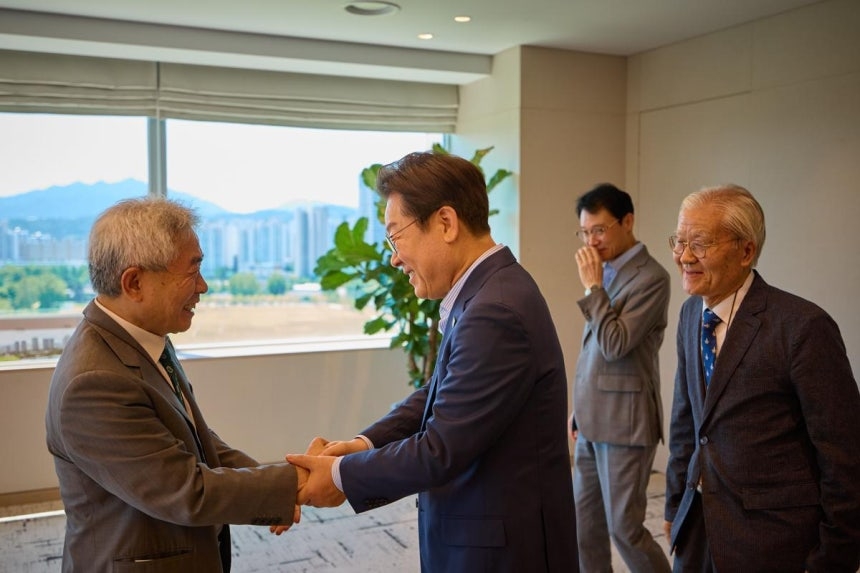 정규재 “李대통령, 시진핑 APEC 온다 해…트럼프는 아직”