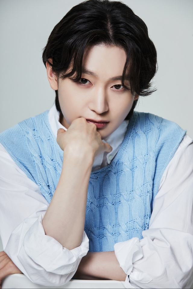 가수 김용빈