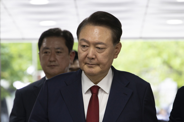 지난 9일 영장실질심사를 받기 위해 서울 서초구 서초동 서울중앙지법에 출석한 윤석열 전 대통령. 연합뉴스