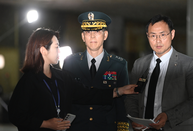 피의자로 소환된 드론작전사령관