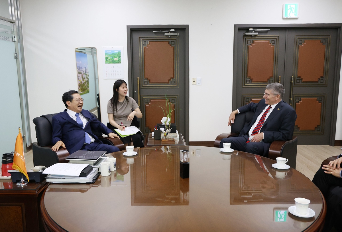 보잉, 한국에 기술연구센터 설립! KF-21 개발 가속화될까? - 전쟁기념사업회장, 용산특강에서 밝혀