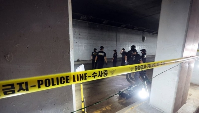 24명의 사상자를 낸 충북 오송 궁평2지하차도 침수 사고 원인을 밝히기 위한 경찰, 국과수 등 유관기관의 합동감식이 2023년 7월 20일 진행되는 모습. 연합뉴스 자료사진