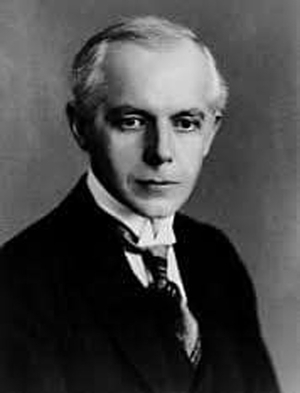 동유럽 민속음악 선율 과감하게 해체… 나치즘 비판 담긴 해학적 음악[이 남자의 클래식]