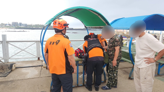 ‘바다 빠진 4남매 살아난 기적’···구조자들 누군가 보니