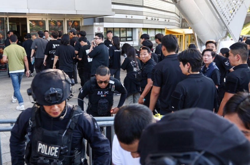 [속보]경찰 ‘광주 롯데백화점’ 폭발물 긴급 수색…신세계·올림픽경기장 등 연이은 협박해 불안감↑