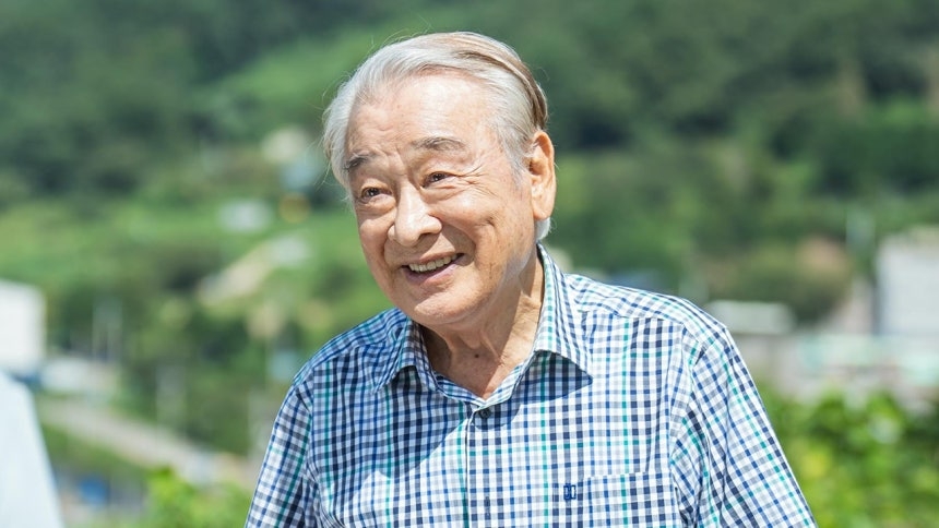 90세 이순재, 건강 이상설 일축! “다리 재활에 집중, 다른 이상은 없다”