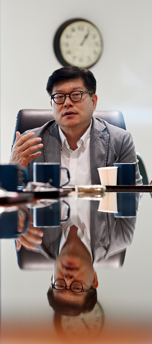 “美, 경제부담 쌓여 단독패권 한계… 지금은 집합패권 시대 초입”[데스크가 만난 사람]