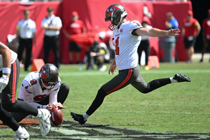 65야드… NFL 실외구장 최장 필드골
