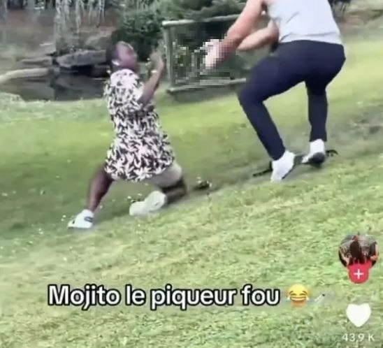 ‘아민 모히토’가 빈 주사기로 행인에게 주사 놓는 척하며 놀란 반응을 촬영해 SNS에 올린 영상. SNS 캡처