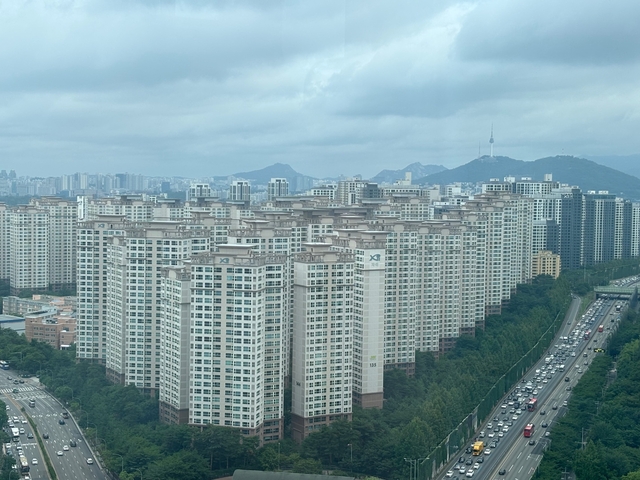 서울 서초구 반포동 아파트 전경. 독자제공