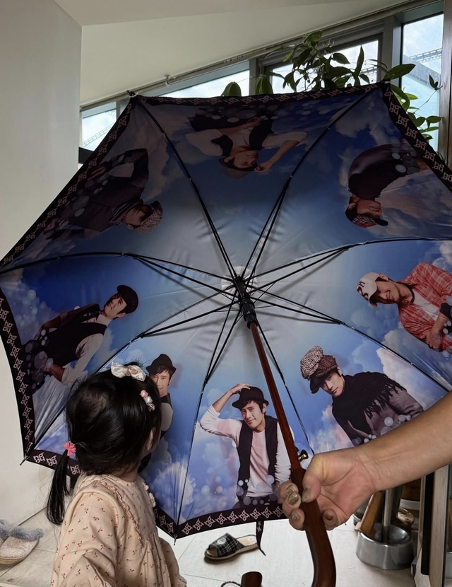 [서울=뉴시스] 배우 이민정이 딸의 근황을 공개했다. (사진=이민정 인스타그램 캡처) 2025.10.11.