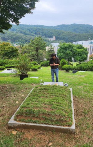 65년만에 영산포 떠나 어머니와 합장하신 아버지 편히 쉬세요[그립습니다]