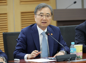 “한국인 고문당하고 있다”···이미 두달 전 외교부에 보고된 캄보디아 사태, “장관 물러나라” 송언석