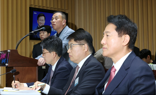 ¿À¼¼ÈÆ ½ÃÀå, ¡°¸íÅÂ±Õ ¸®½ºÅ©? ÁË ÁöÀº ¸¸Å Ã¥ÀÓÁú ÀÏ¡¦¸¸³² °è¼Ó °ÅºÎ¡±