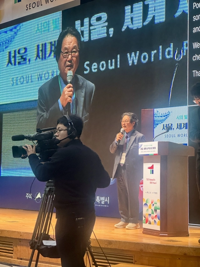 이건청 시인의 시 낭송