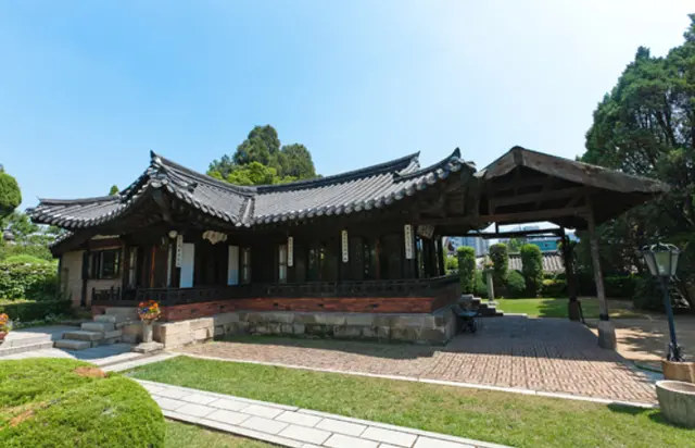 윤보선 전 대통령이 살았던 서울 종로구 안국동 가옥.