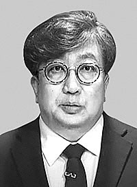 신율 명지대 교수·정치학