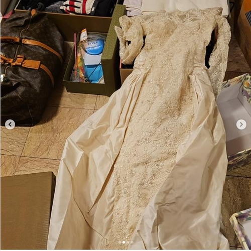 “37년만에 시집 온 집 떠난다” 노소영의 웨딩드레스