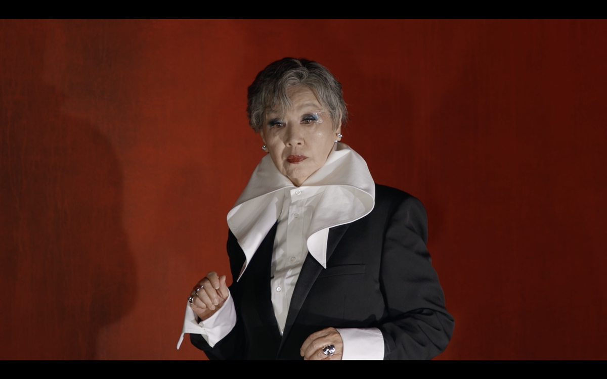 이효리의 ‘저스트 메이크업’…3억 원 주인공은?