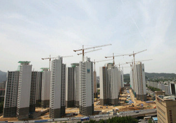 ‘30억 로또’ 반포 트리니원 청약… “현금 25억 있어요?” 