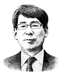 권력의 바벨탑[이용식의 시론]