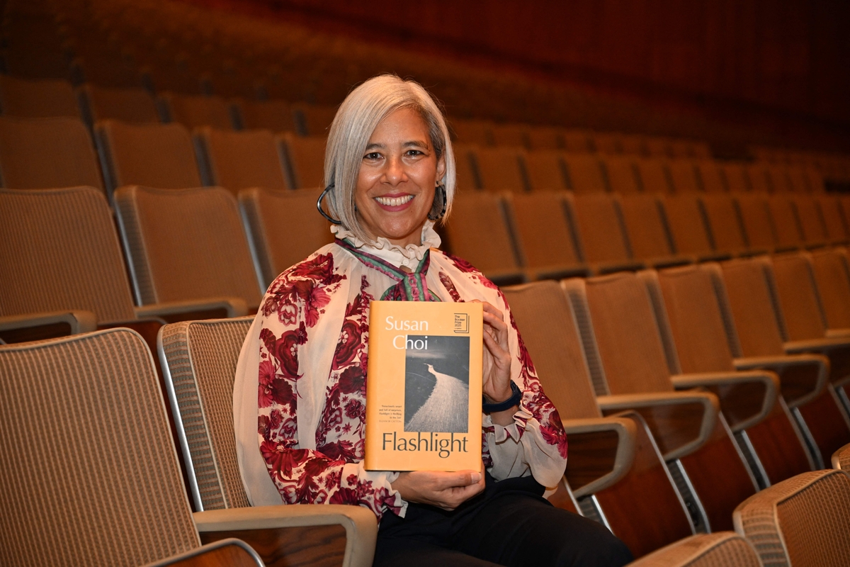 “트렁크 하나 들고 미국땅 밟은 아버지, 내 소설의 동력”