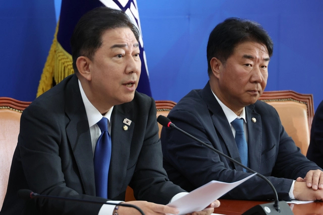 與김병기 “검찰, 뭐라도 된 듯 나대” 대장동 항소 포기 내부 반발에 “정치검찰 항명”