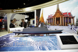 방콕 안보전시회에 뜬 ‘한화 호위함’