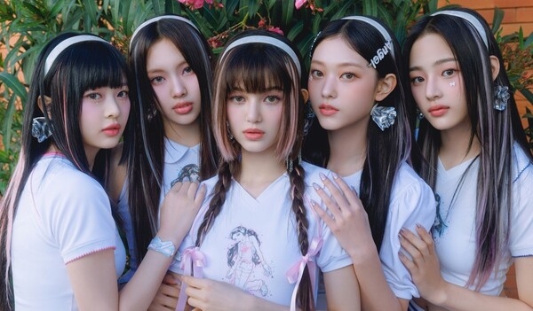 [단독]“뉴진스 2인, 1주일 전부터 복귀 논의” vs. 3인은 “12일 일방적 발표”