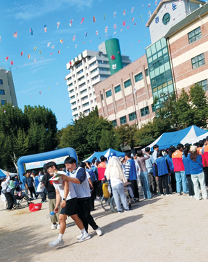 함께라서 빛났던 운동회… 마당 선뜻 내준 옆집 학교[고맙습니다]